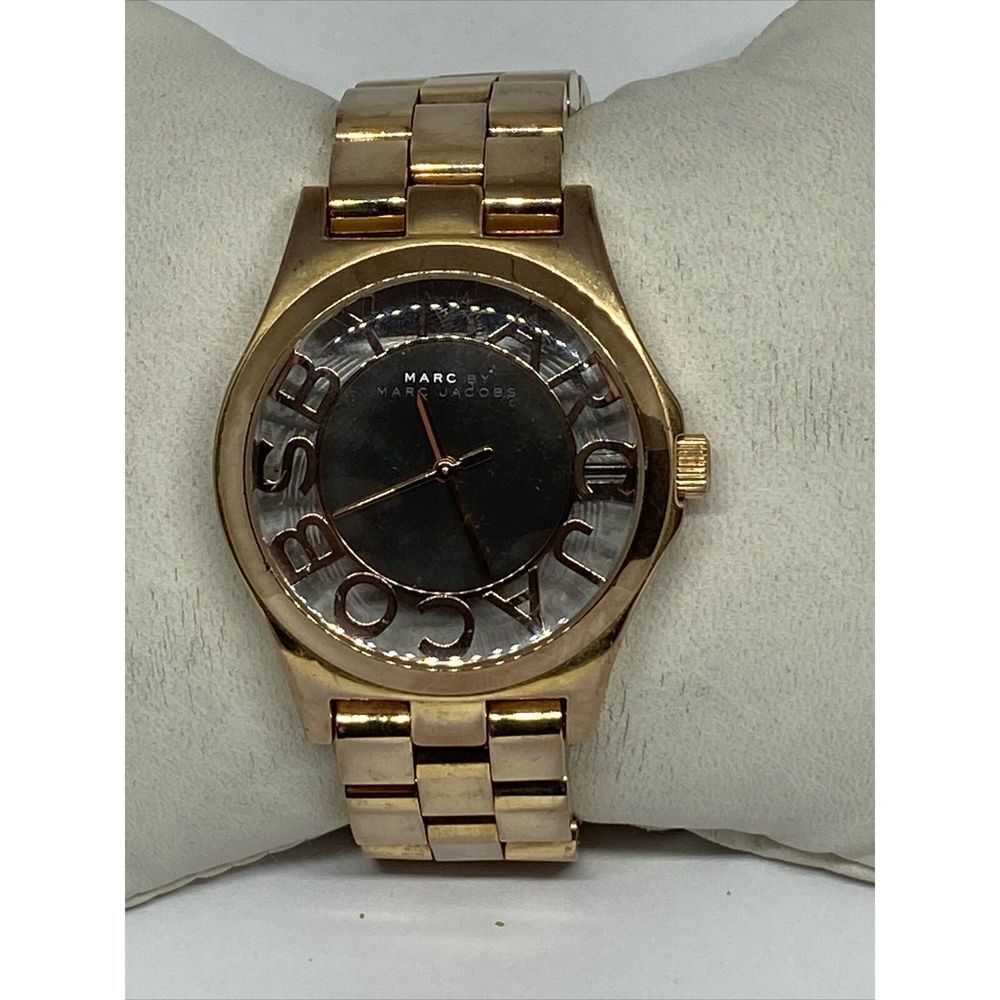 Marc Jacobs MBM3207 Women's Gold Stainless Steel Analog Dial Qartz Watch KS582